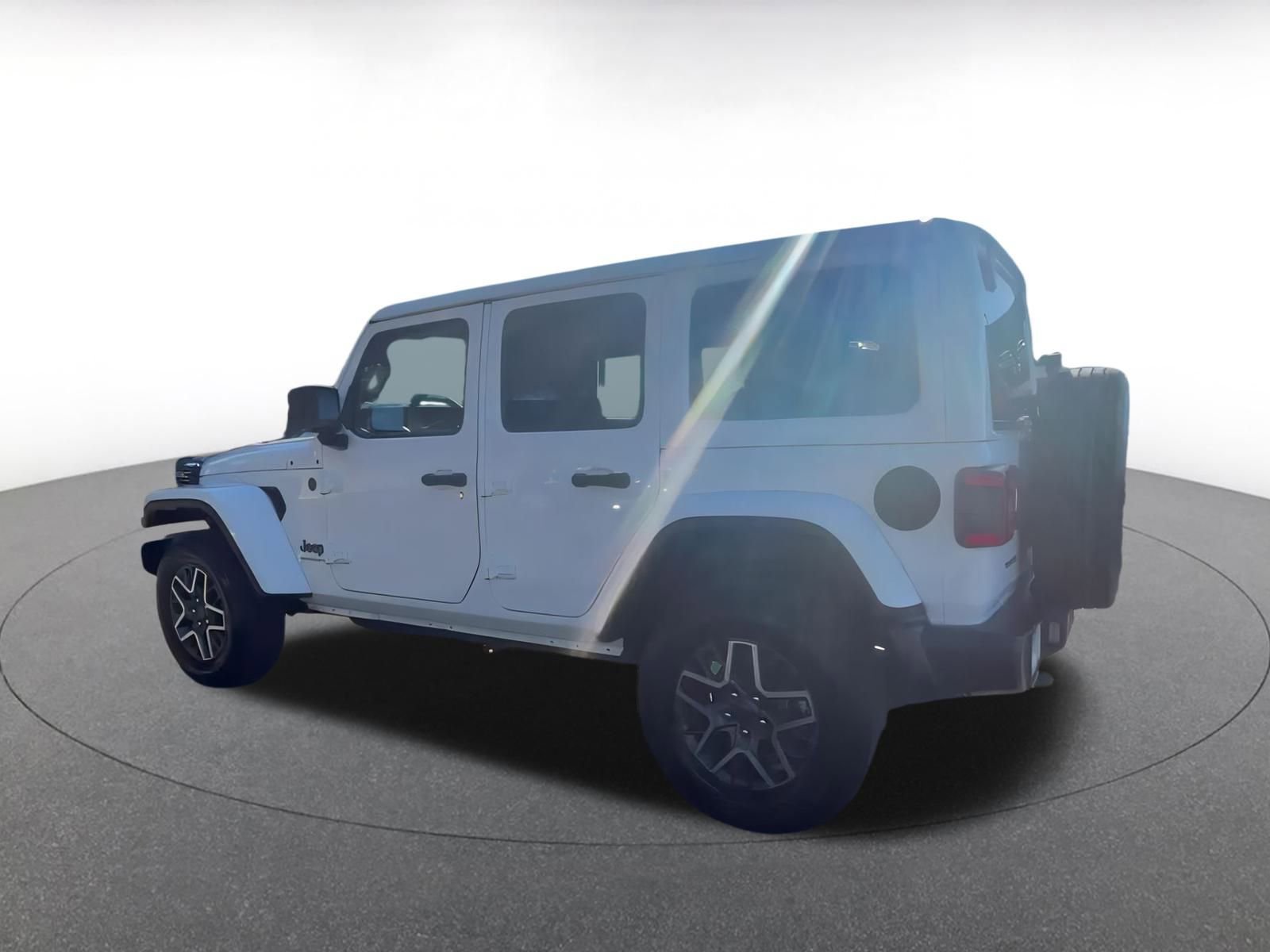 Thumbnail: 2025 Jeep Wrangler - 10