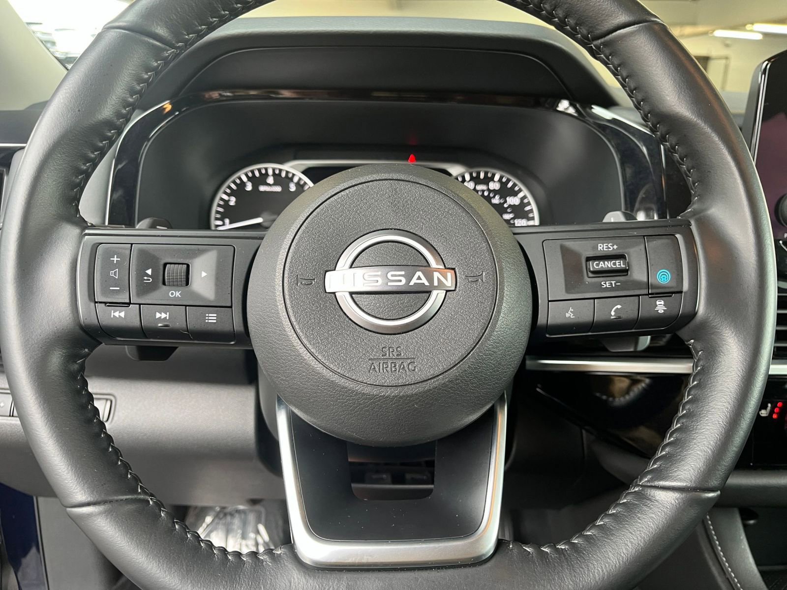 Thumbnail: 2025 Nissan Pathfinder - 30