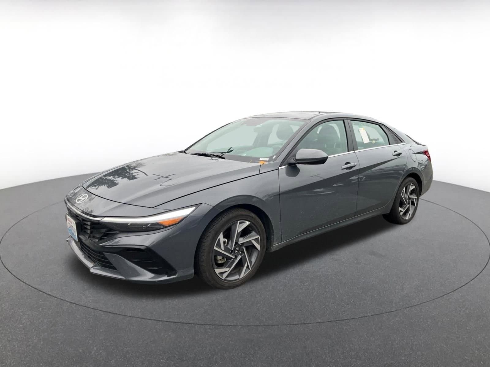 Thumbnail: 2025 Hyundai Elantra - 3