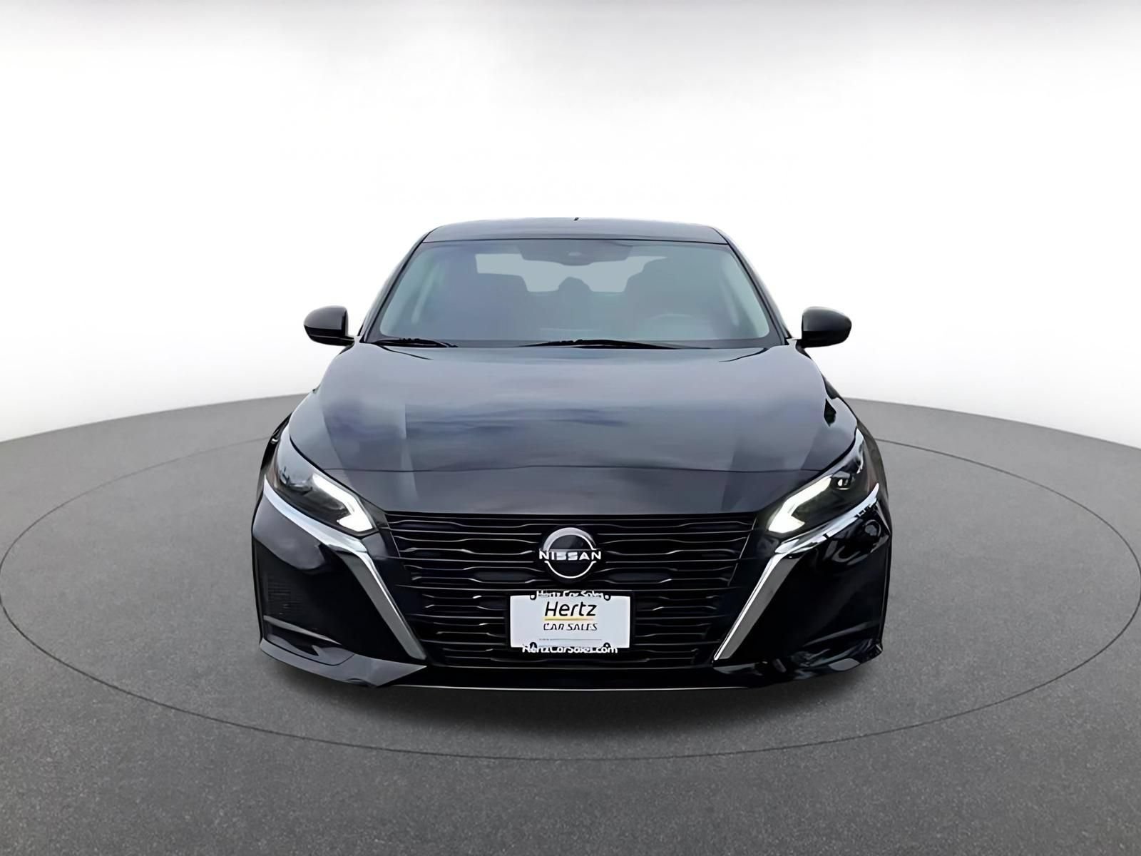 Thumbnail: 2025 Nissan Altima - 4