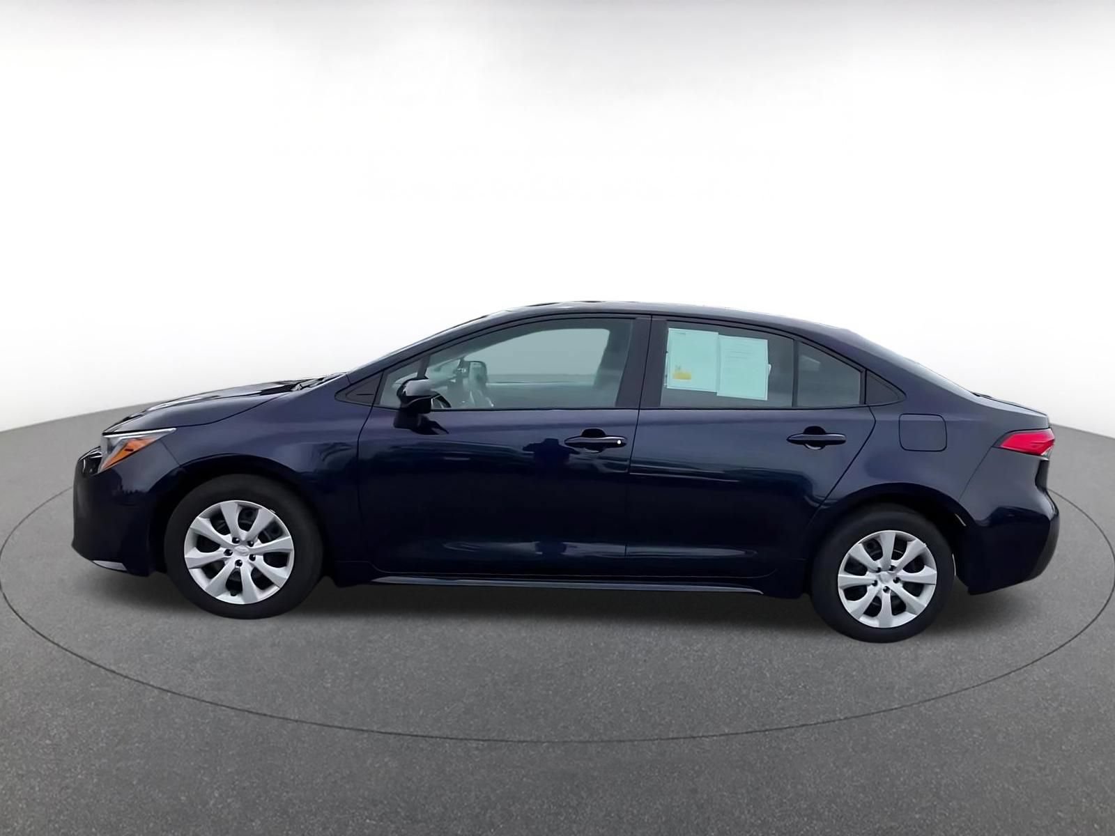 Thumbnail: 2025 Toyota Corolla - 9