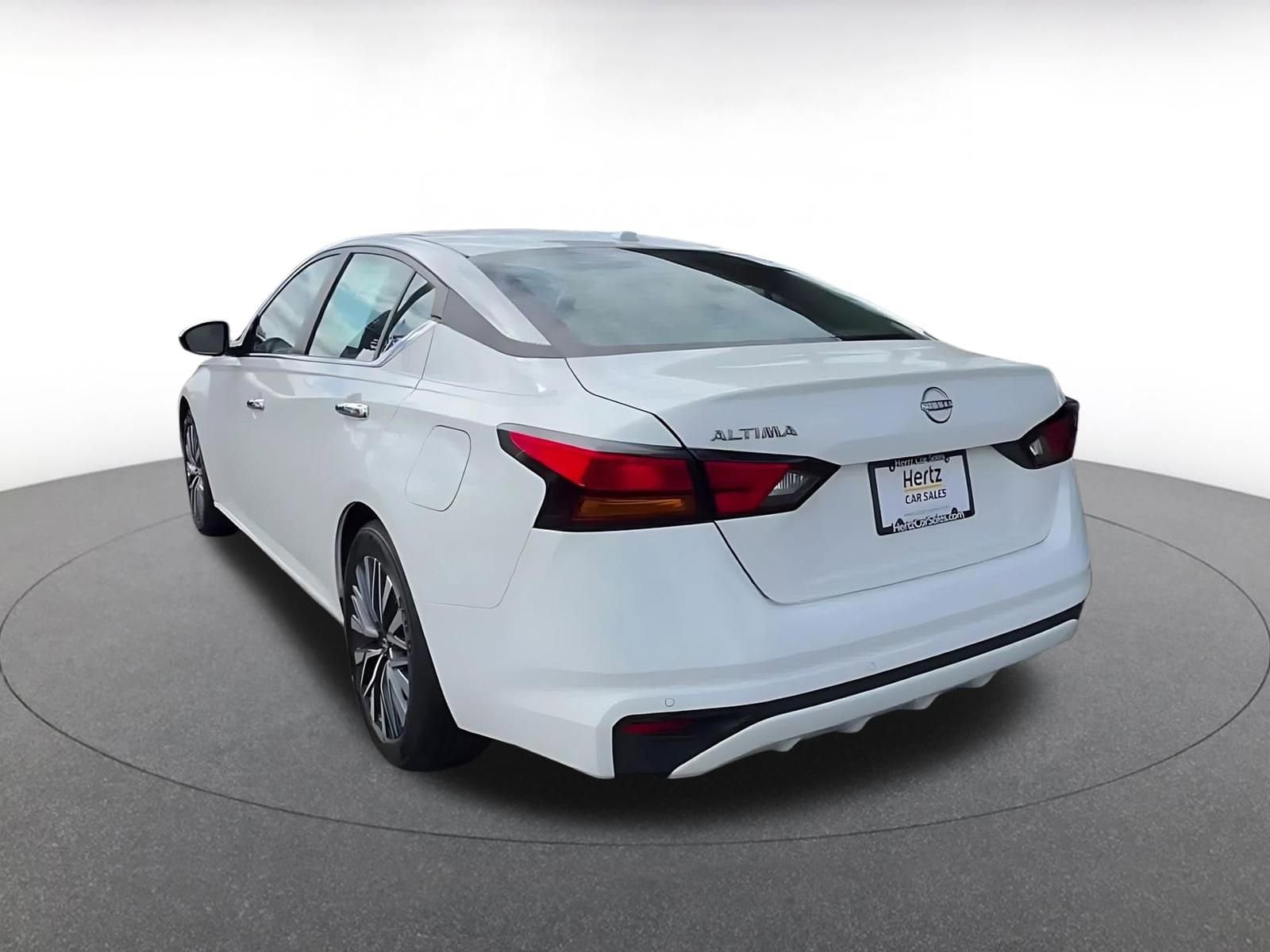 Thumbnail: 2025 Nissan Altima - 11