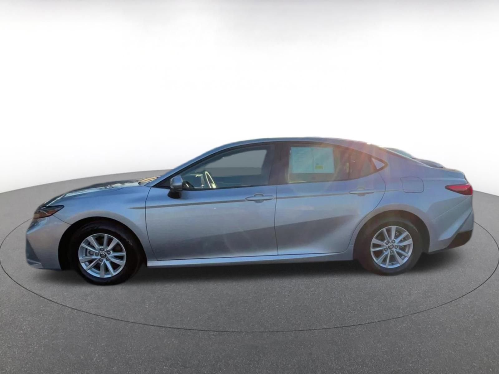 Thumbnail: 2025 Toyota Camry - 9