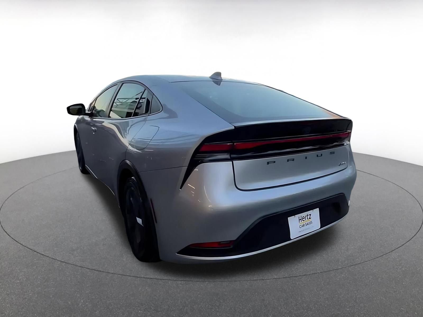 Thumbnail: 2025 Toyota Prius - 11