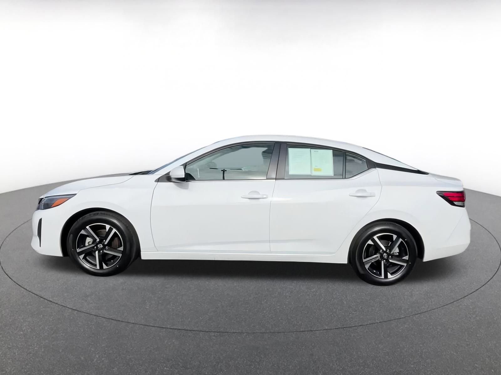 Thumbnail: 2024 Nissan Sentra - 9