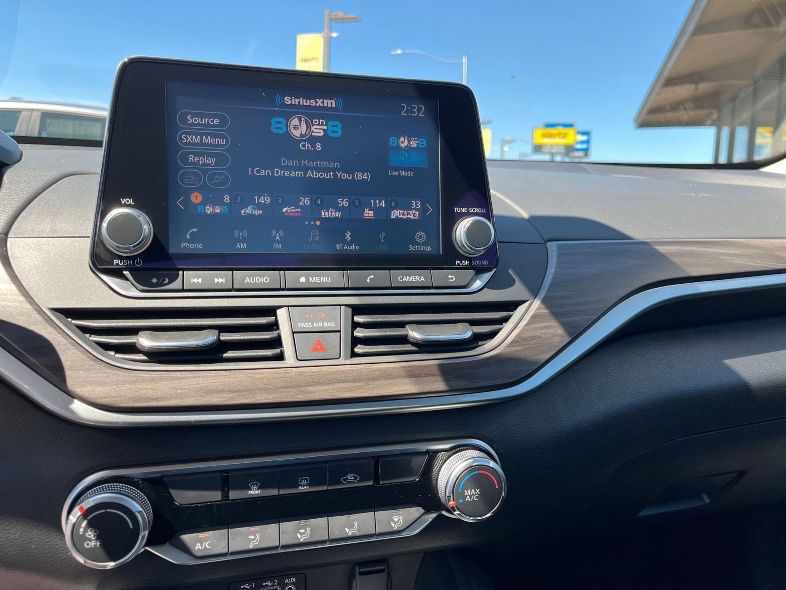 2025 Nissan Altima SV - Photo 19