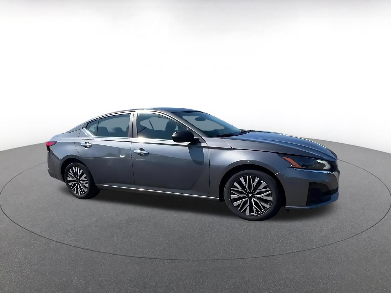 Thumbnail: 2025 Nissan Altima - 2