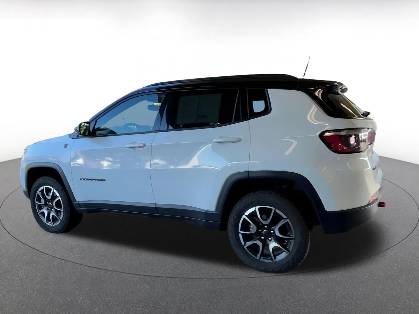 Thumbnail: 2025 Jeep Compass - 10