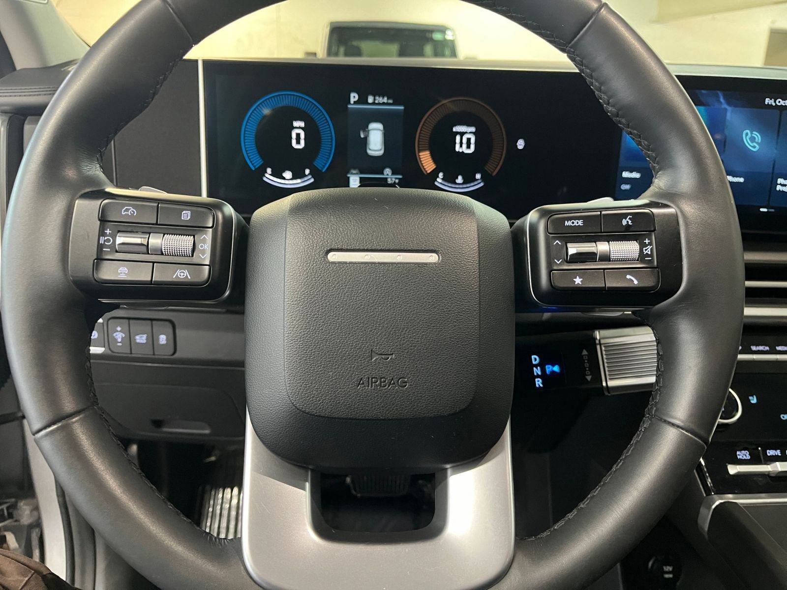 Thumbnail: 2025 Hyundai Santa Fe - 28