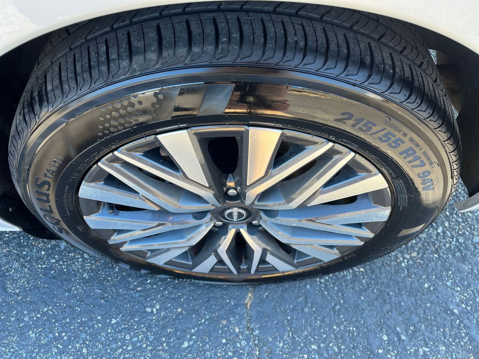 Thumbnail: 2024 Nissan Altima - 30