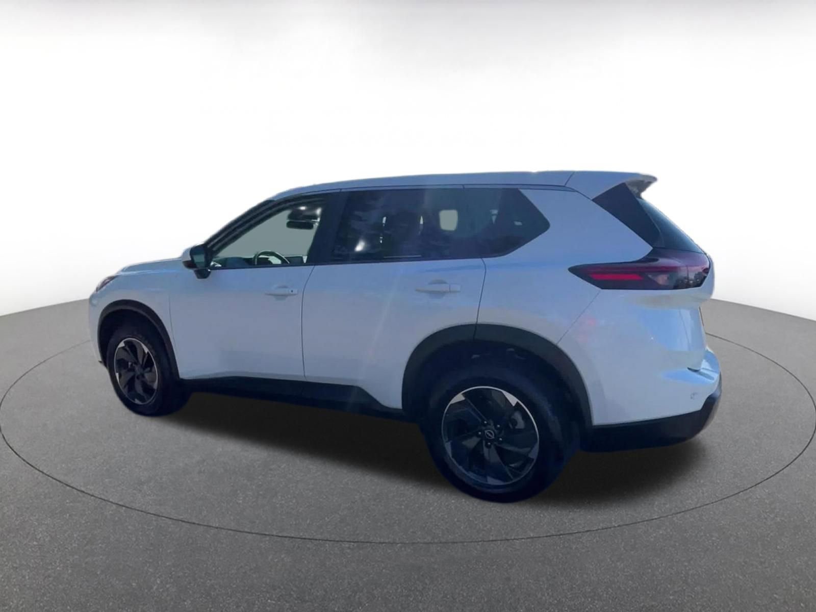 Thumbnail: 2025 Nissan Rogue - 10