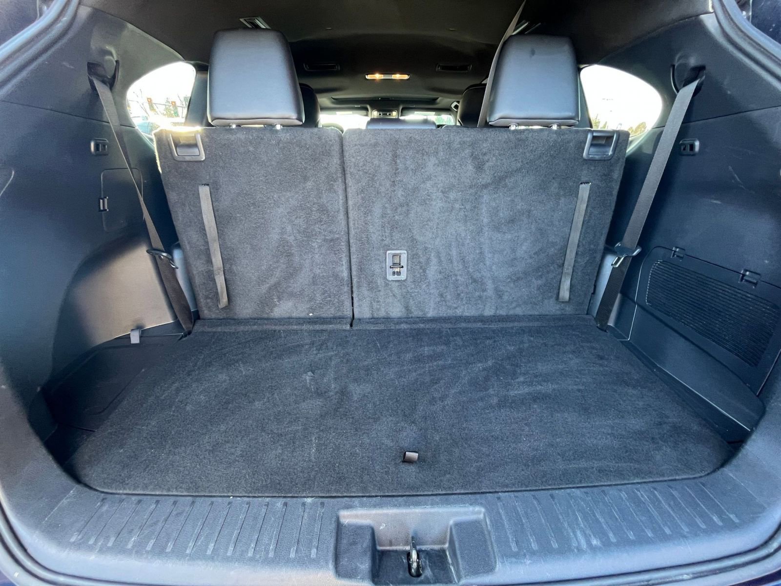 Thumbnail: 2025 Toyota Highlander - 34