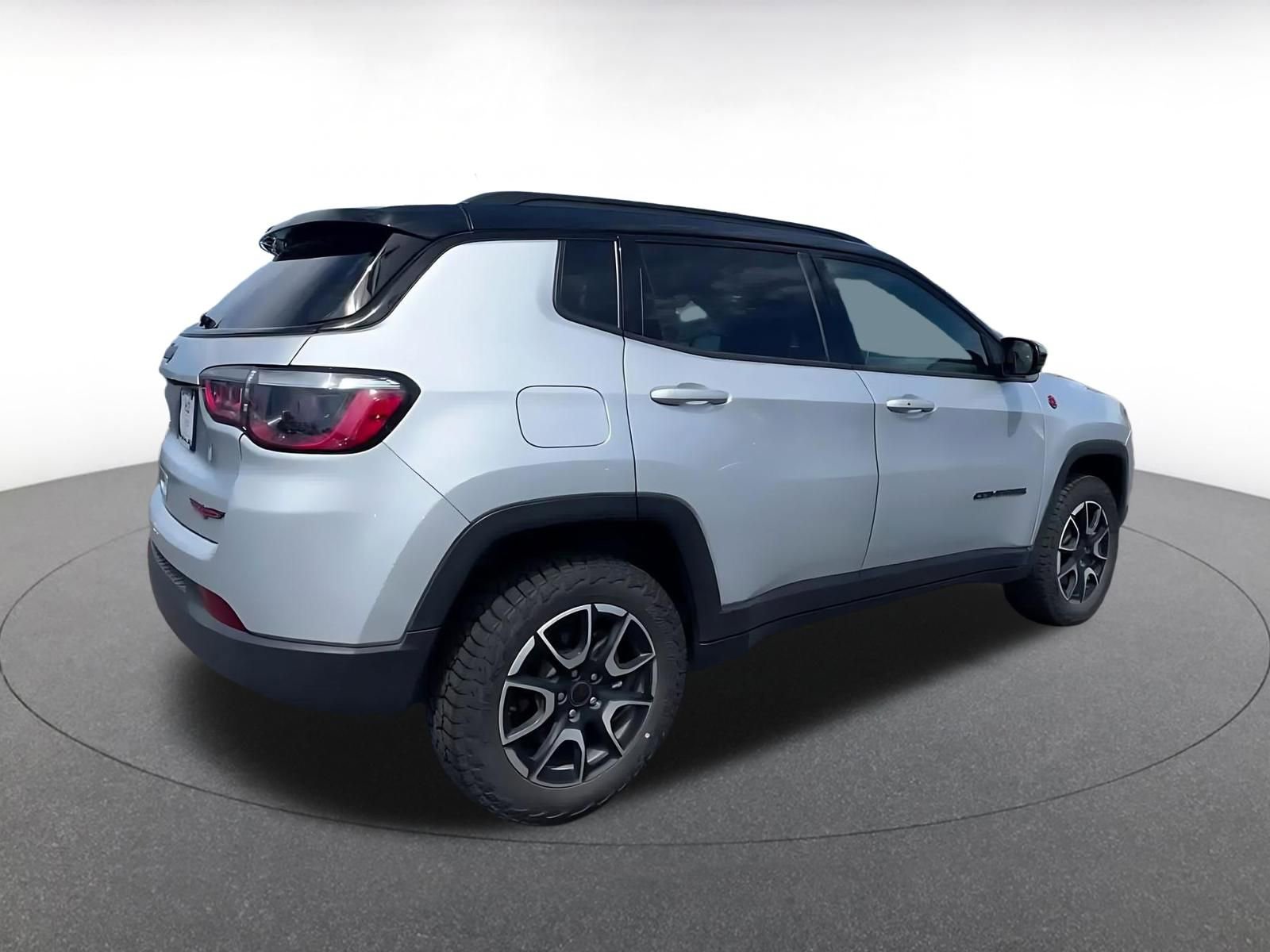 Thumbnail: 2025 Jeep Compass - 15