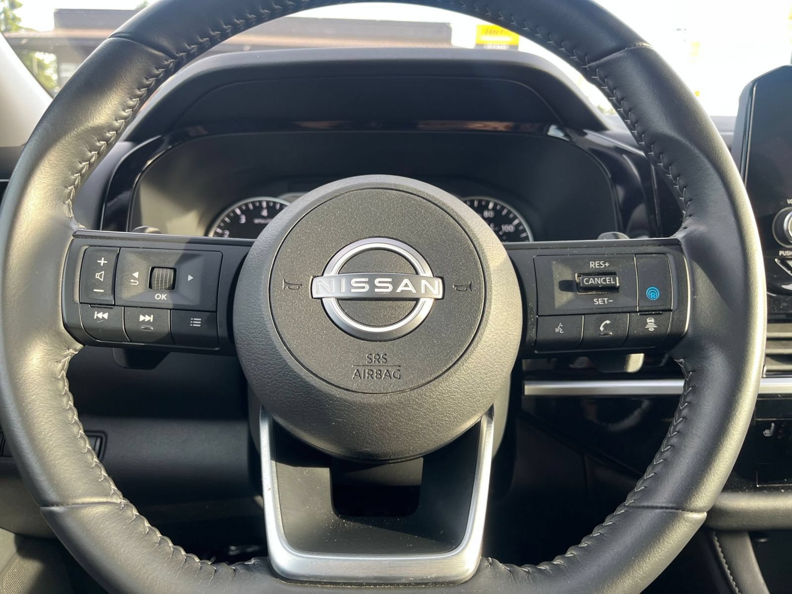 Thumbnail: 2025 Nissan Pathfinder - 30