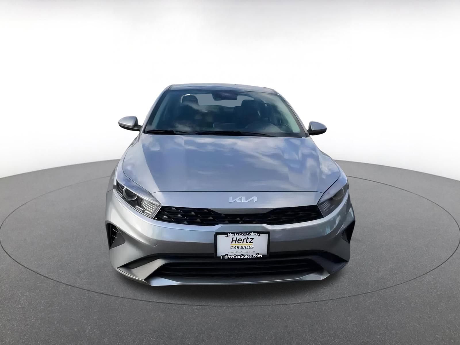 Thumbnail: 2024 Kia Forte - 4