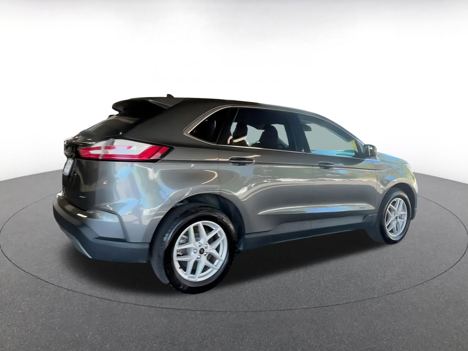 Thumbnail: 2024 Ford Edge - 15
