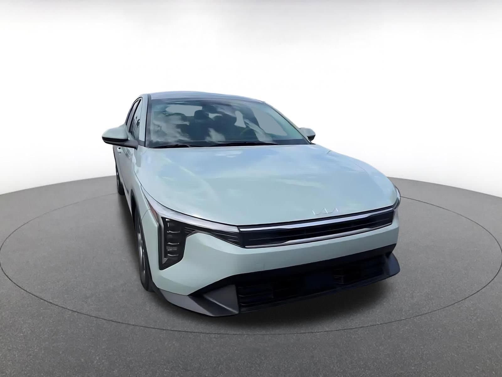 Thumbnail: 2025 Kia K4 - 3