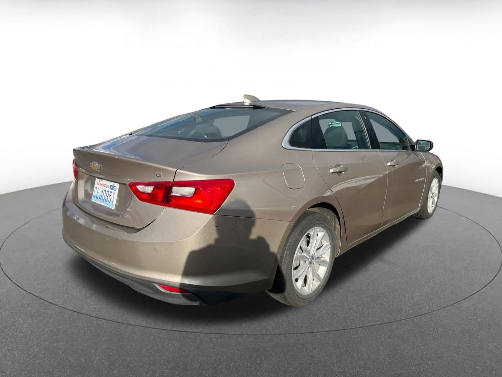 Thumbnail: 2024 Chevrolet Malibu - 7