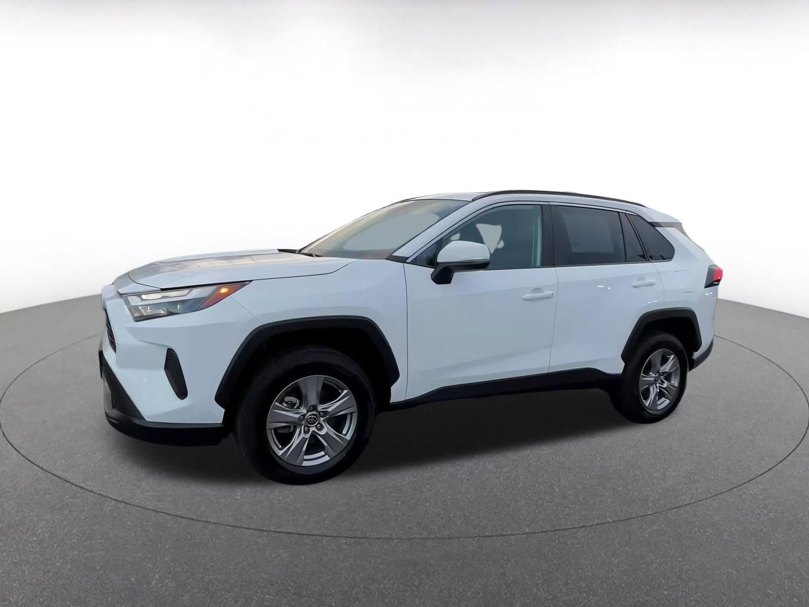 Thumbnail: 2025 Toyota RAV4 - 8