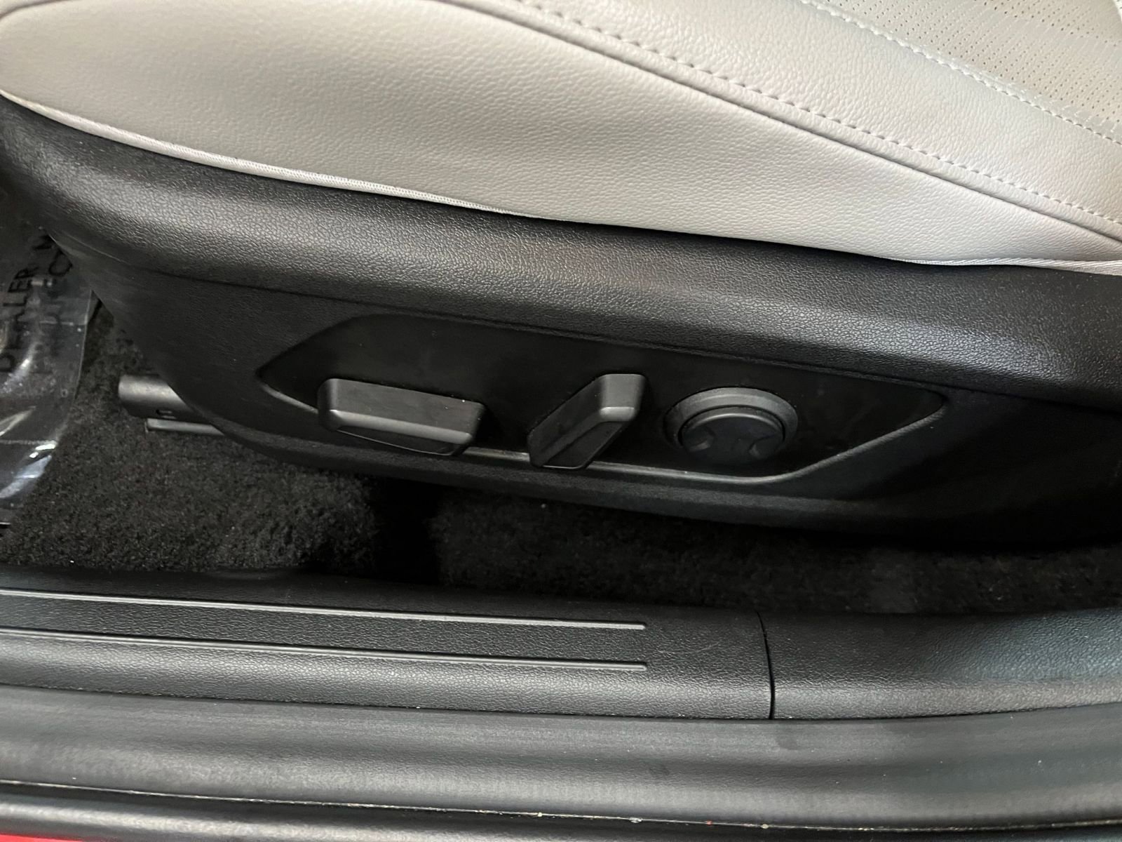 Thumbnail: 2025 Hyundai Elantra - 23