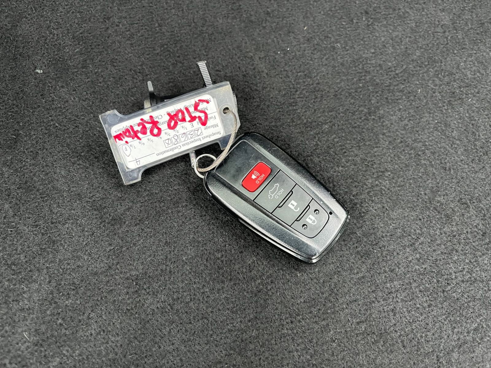 Thumbnail: 2025 Toyota RAV4 - 22