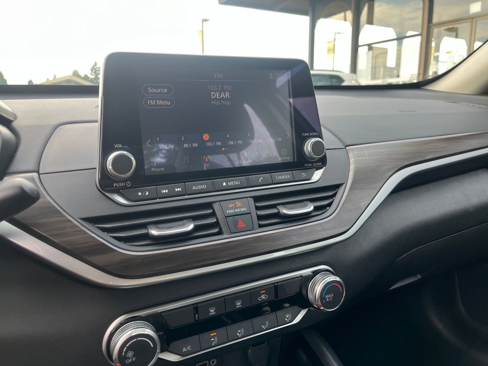 Thumbnail: 2024 Nissan Altima - 21