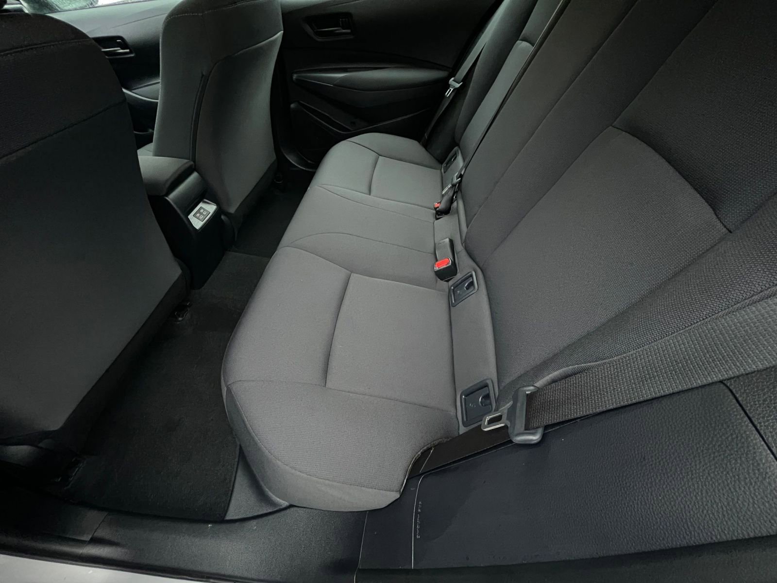 Thumbnail: 2025 Toyota Corolla - 25