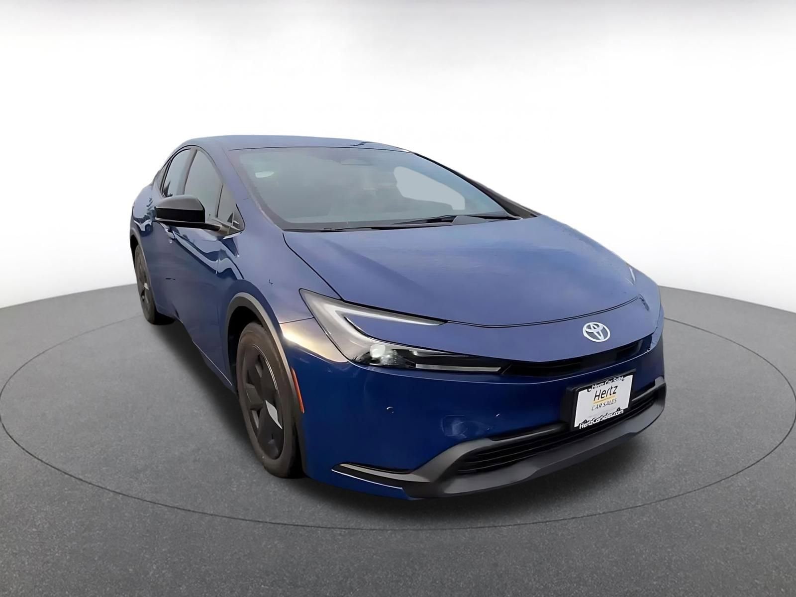 Thumbnail: 2025 Toyota Prius - 3