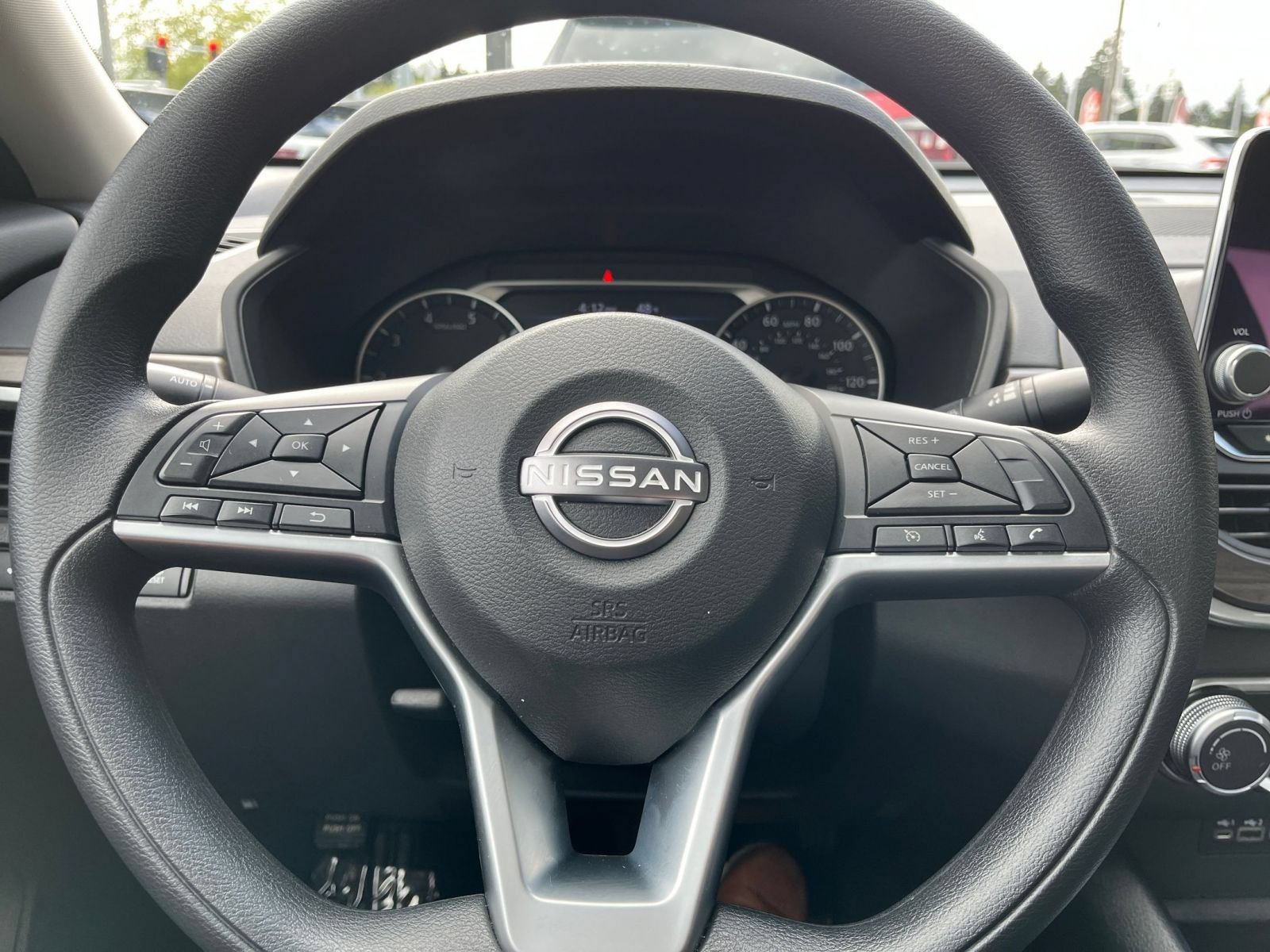 Thumbnail: 2025 Nissan Altima - 24