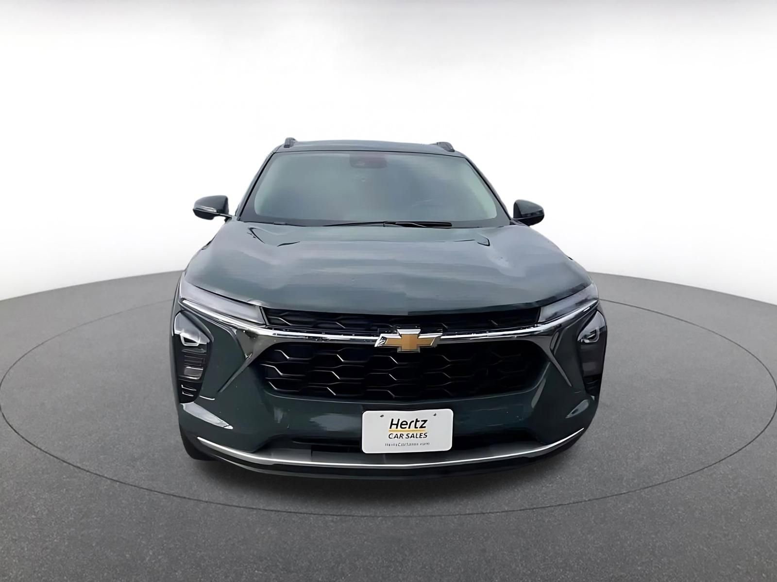 Thumbnail: 2025 Chevrolet Trax - 4