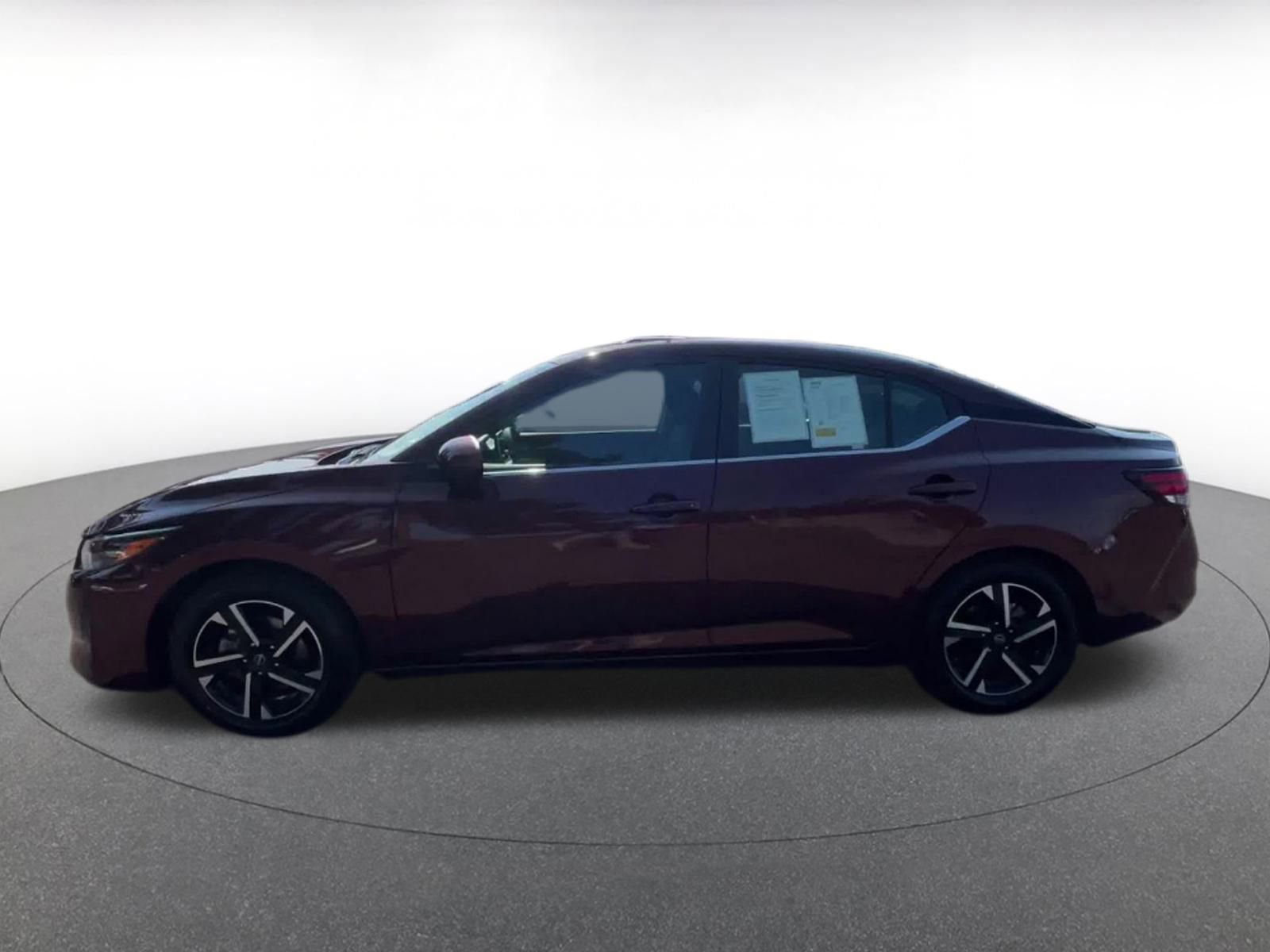 Thumbnail: 2024 Nissan Sentra - 9