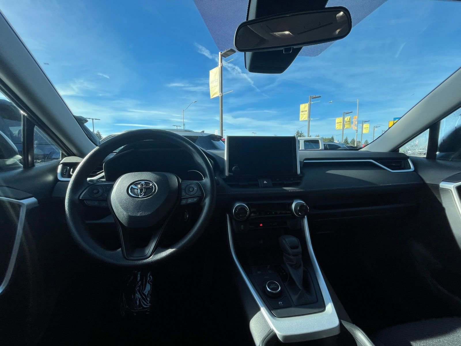 Thumbnail: 2025 Toyota RAV4 - 33