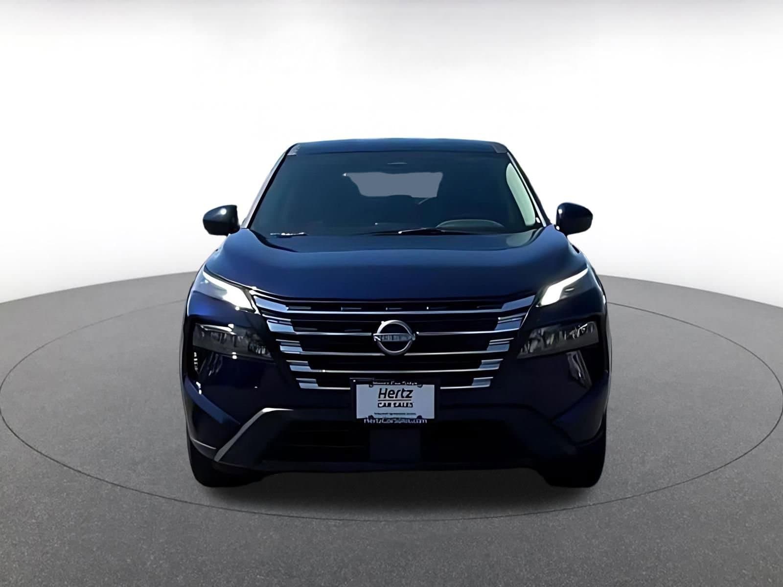 Thumbnail: 2025 Nissan Rogue - 4