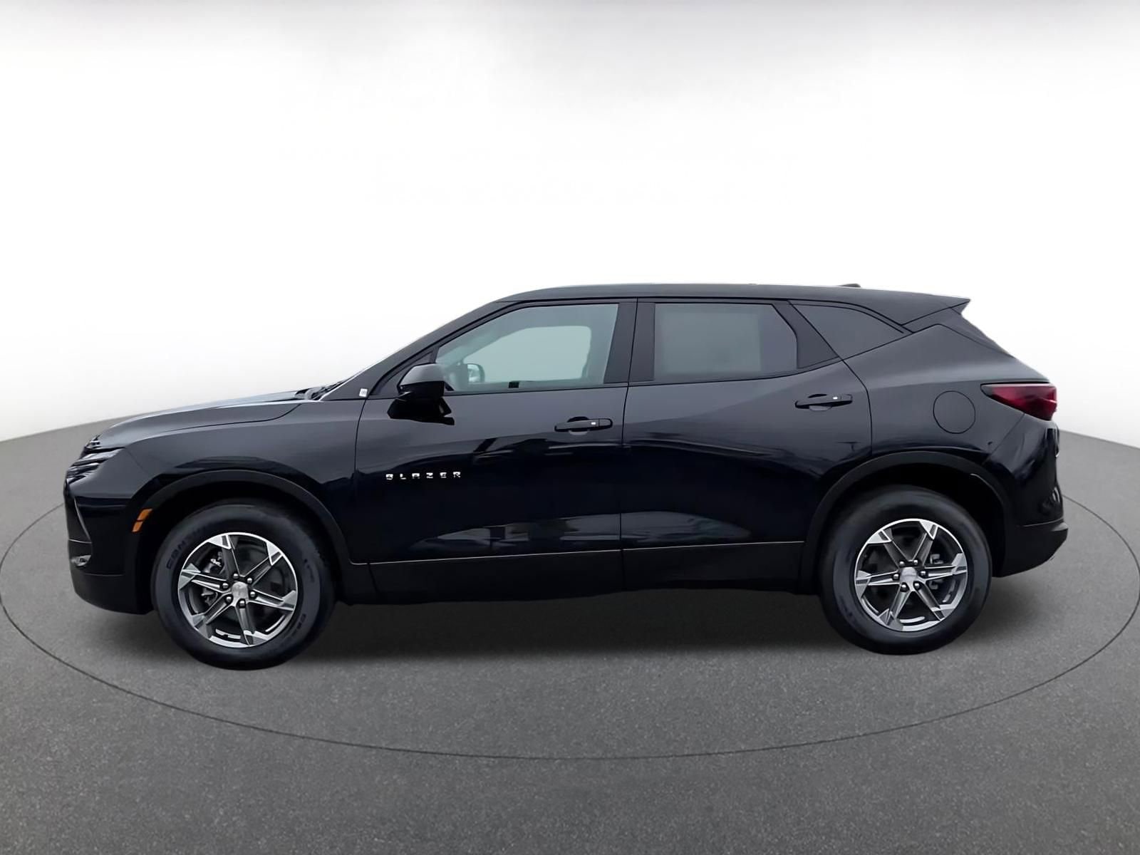 Thumbnail: 2025 Chevrolet Blazer - 9