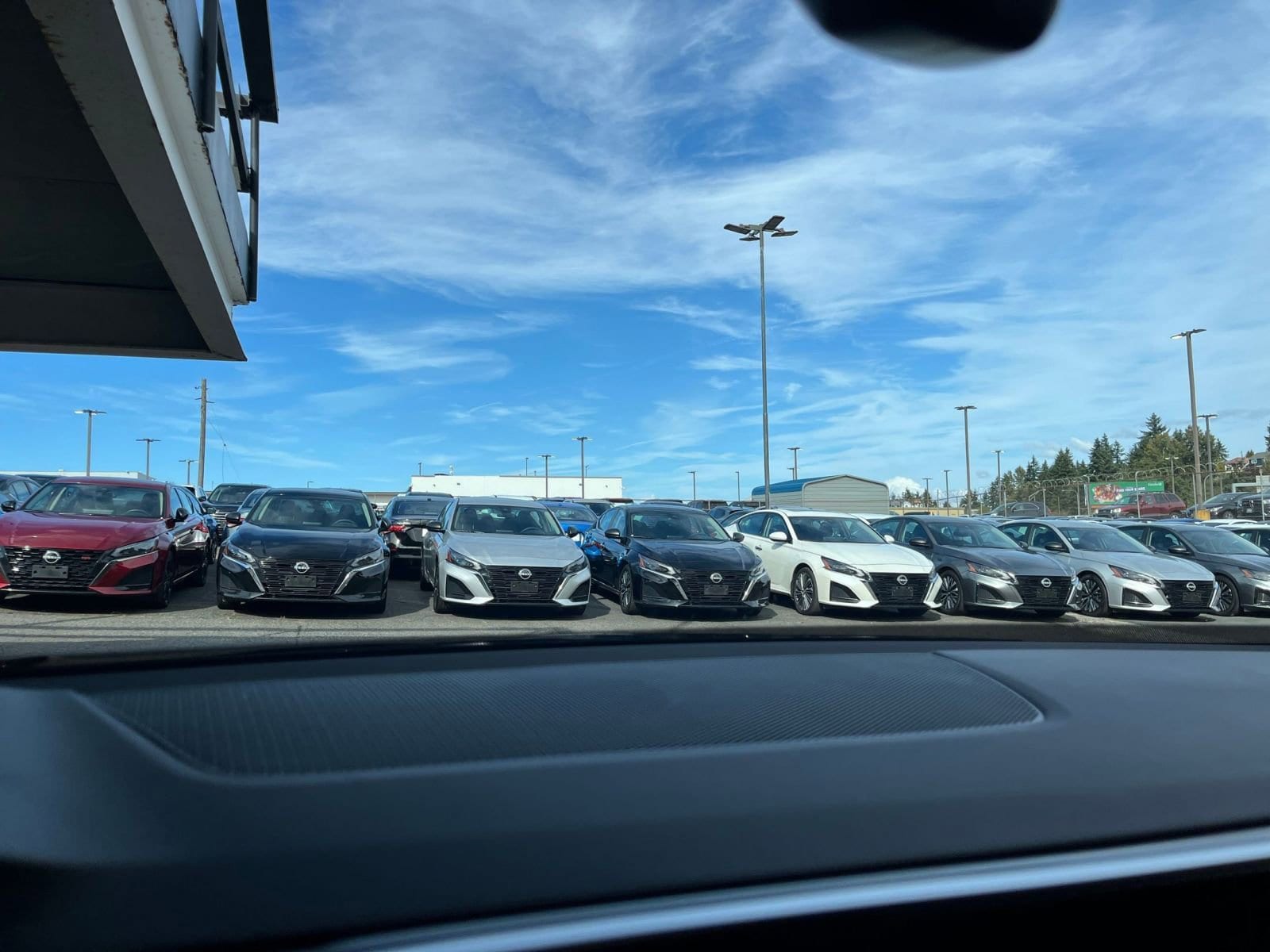 Thumbnail: 2025 Volkswagen Atlas - 18