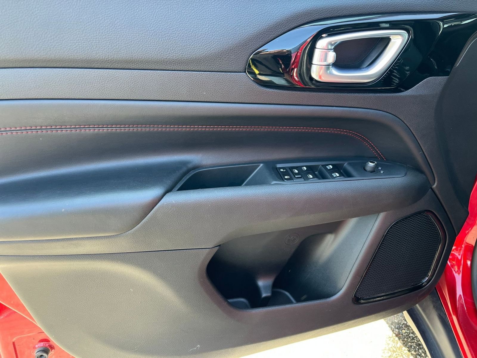 Thumbnail: 2025 Jeep Compass - 18
