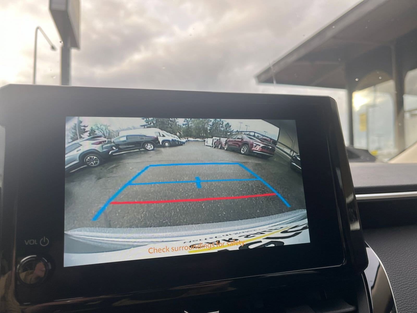 Thumbnail: 2025 Toyota Corolla - 24