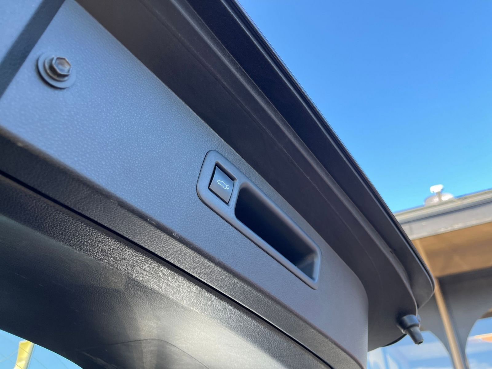 Thumbnail: 2025 Toyota Highlander - 23