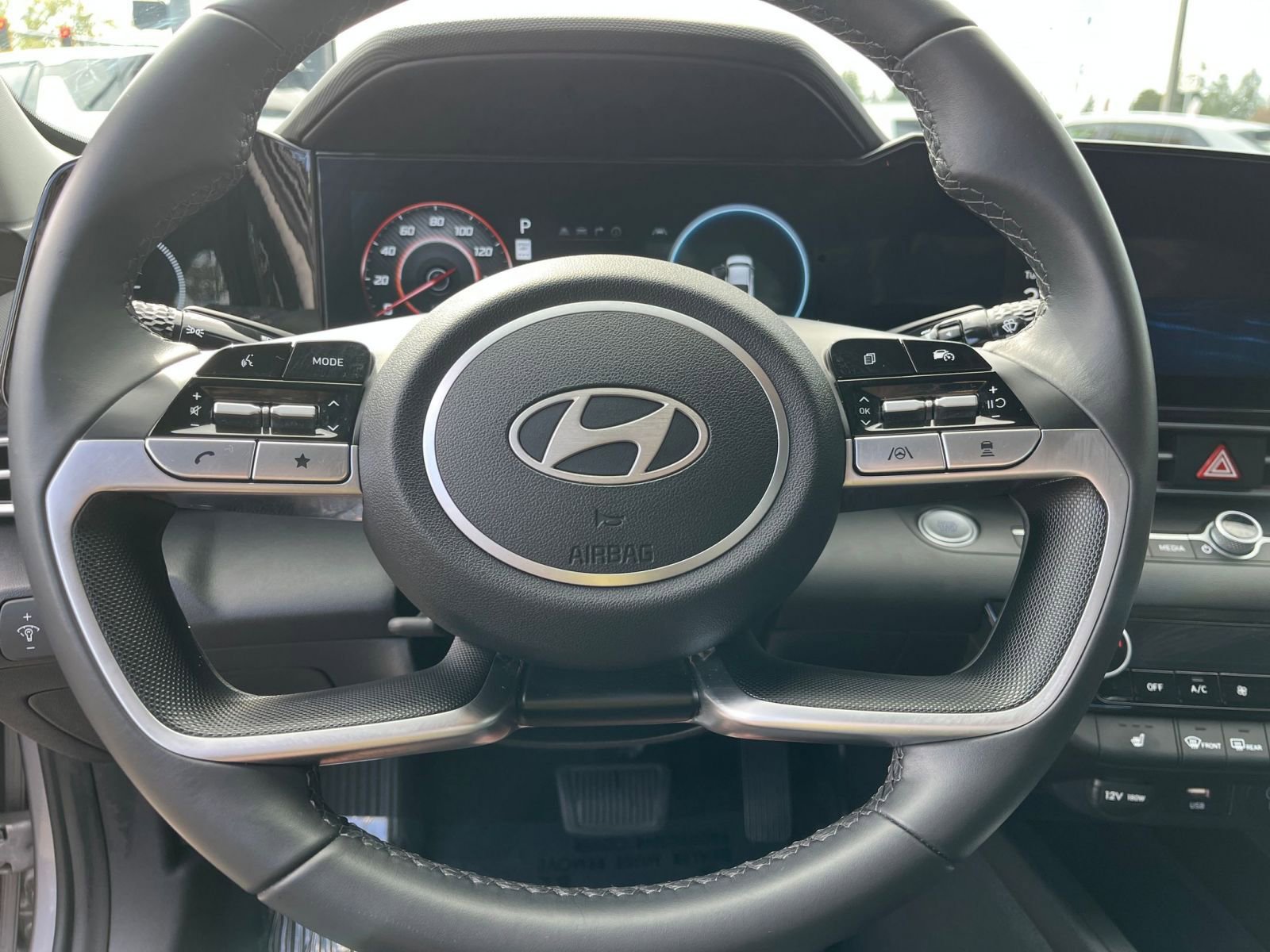 Thumbnail: 2025 Hyundai Elantra - 30