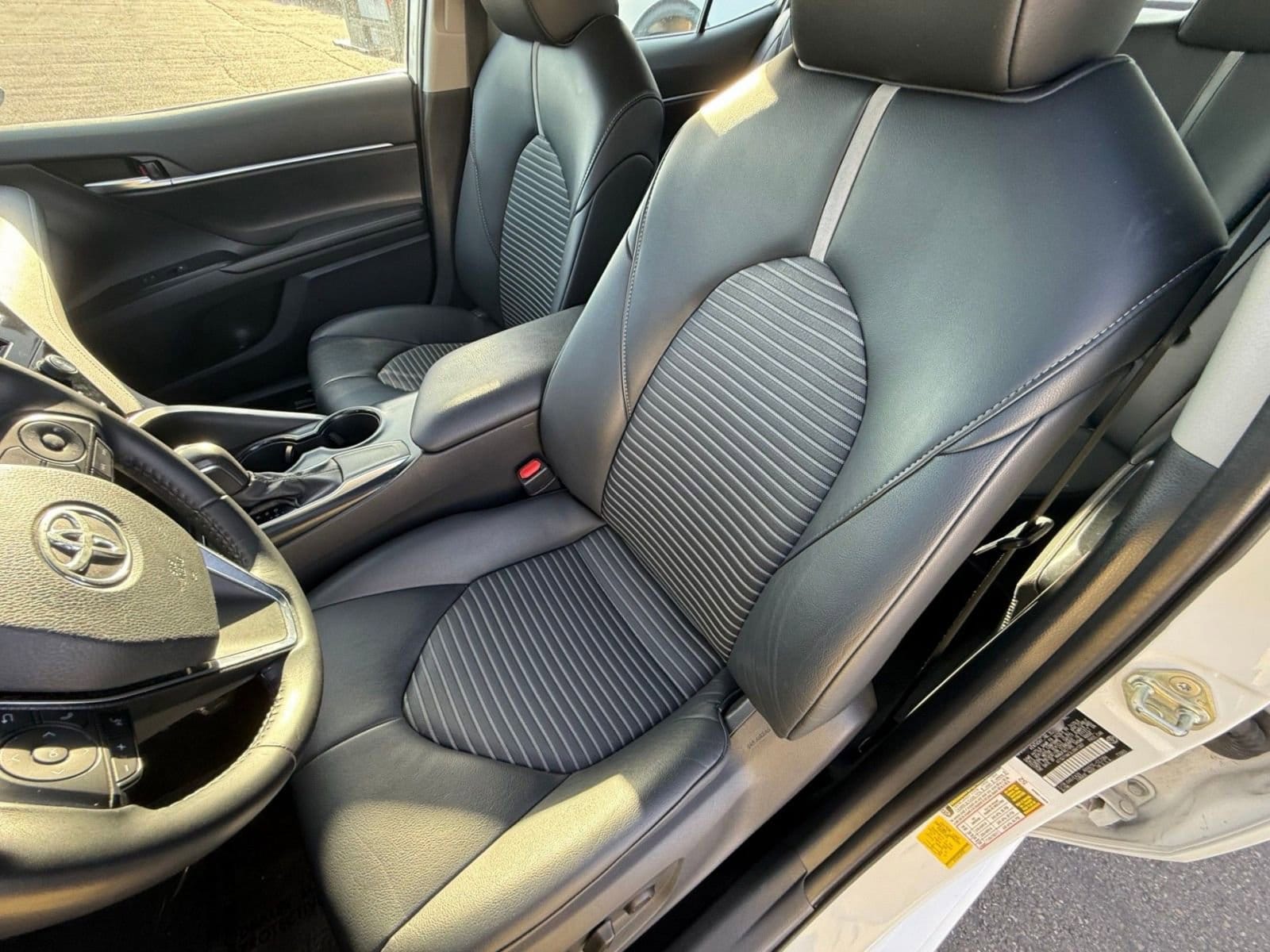 Thumbnail: 2020 Toyota Camry - 15