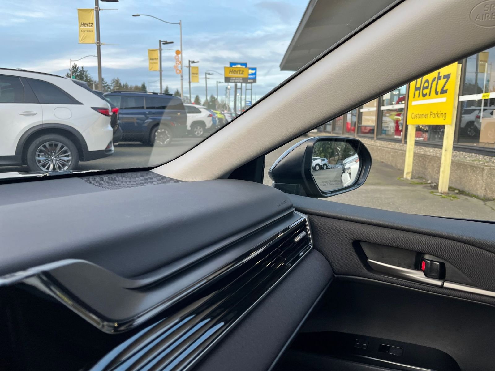 Thumbnail: 2025 Toyota Camry - 35