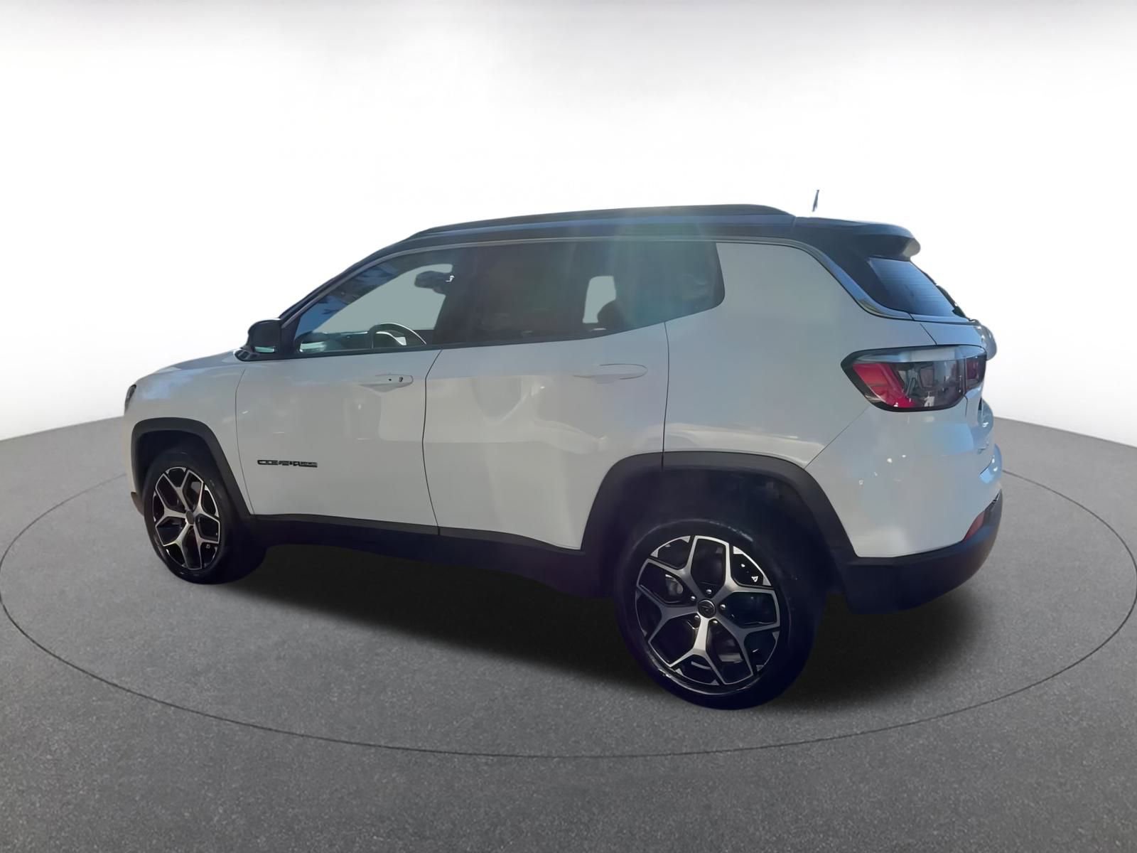 Thumbnail: 2025 Jeep Compass - 10