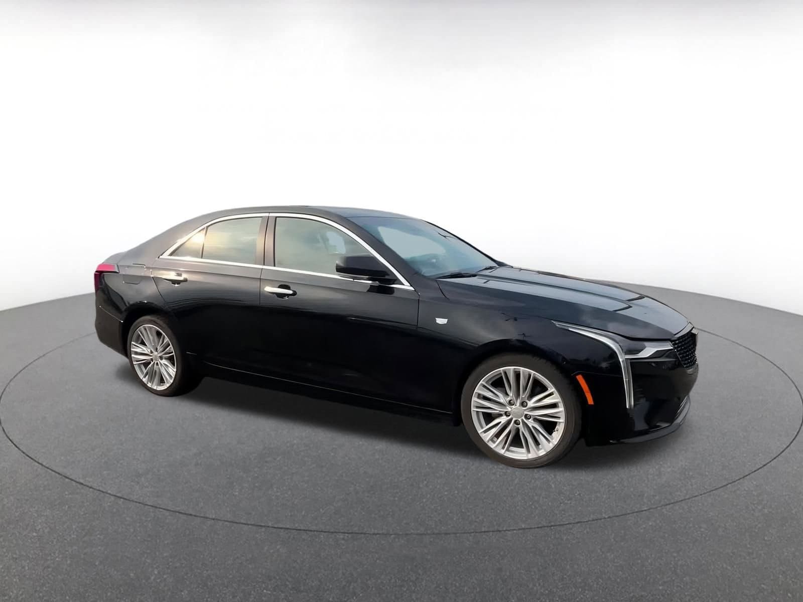 Thumbnail: 2023 Cadillac CT4 - 2