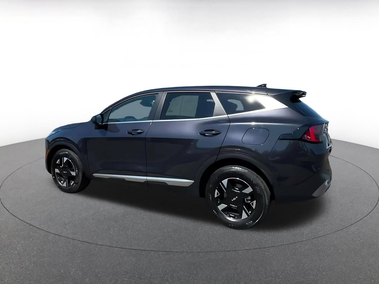 Thumbnail: 2026 Kia Sportage - 8