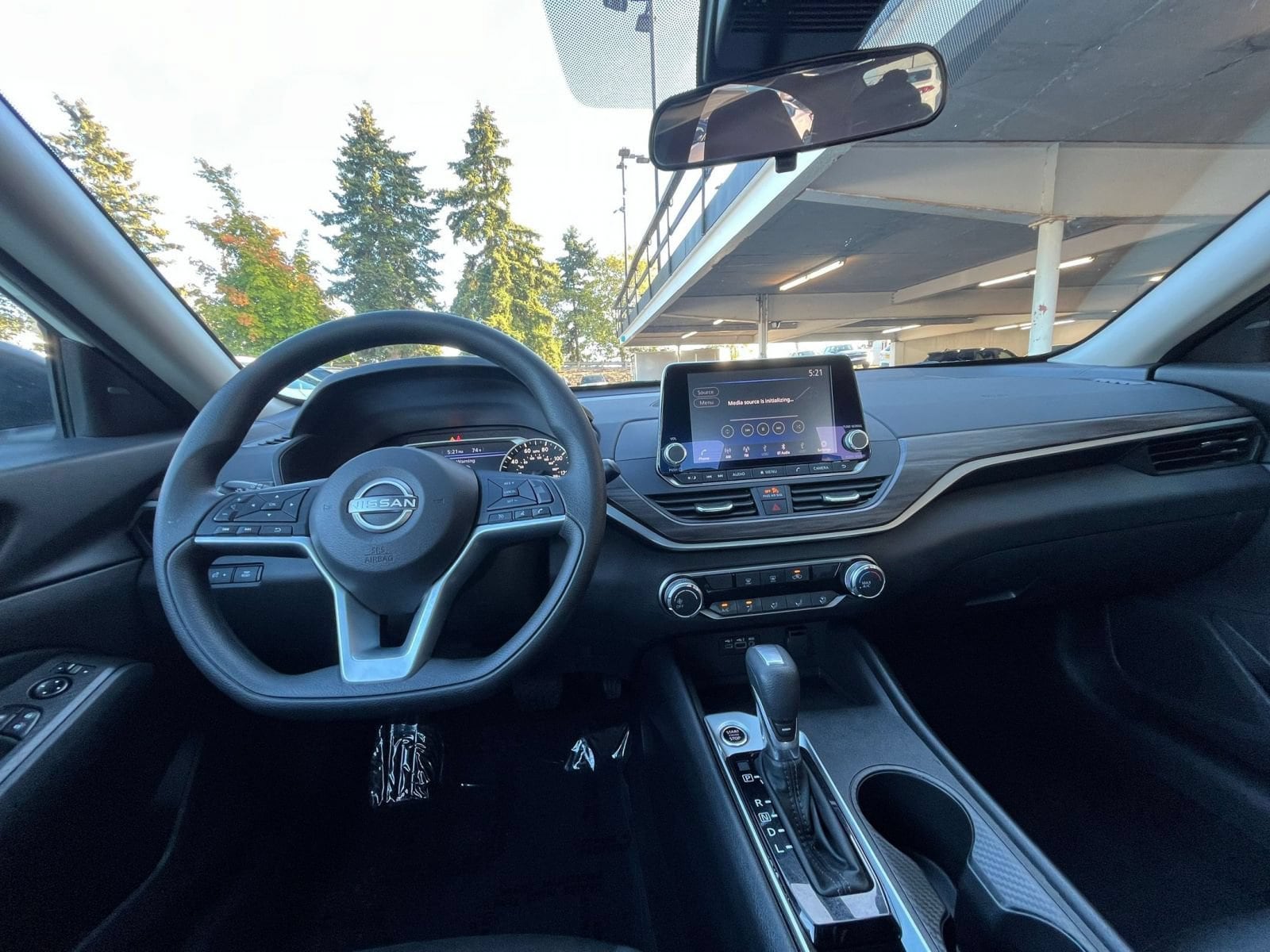 Thumbnail: 2025 Nissan Altima - 33