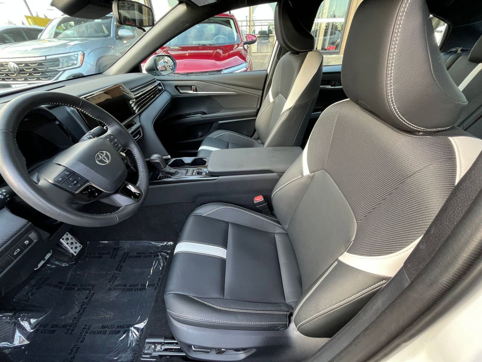 Thumbnail: 2025 Toyota Camry - 28