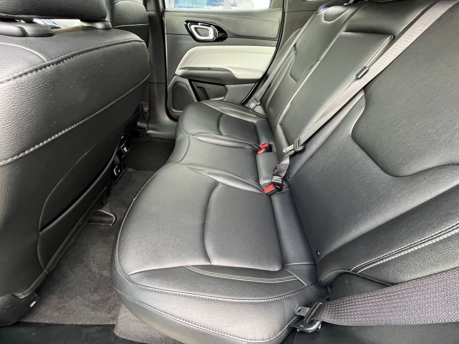 Thumbnail: 2025 Jeep Compass - 27