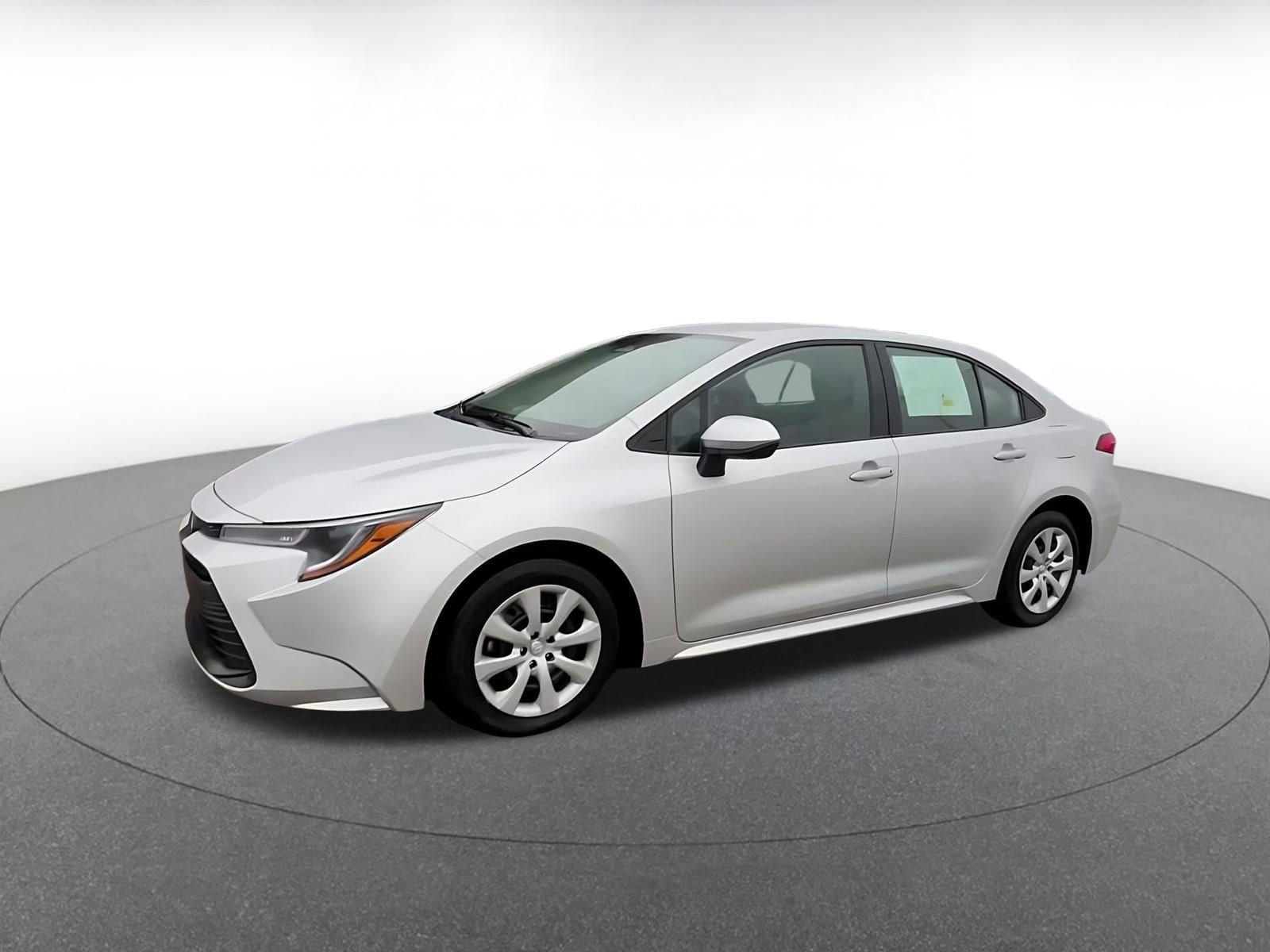 Thumbnail: 2025 Toyota Corolla - 8