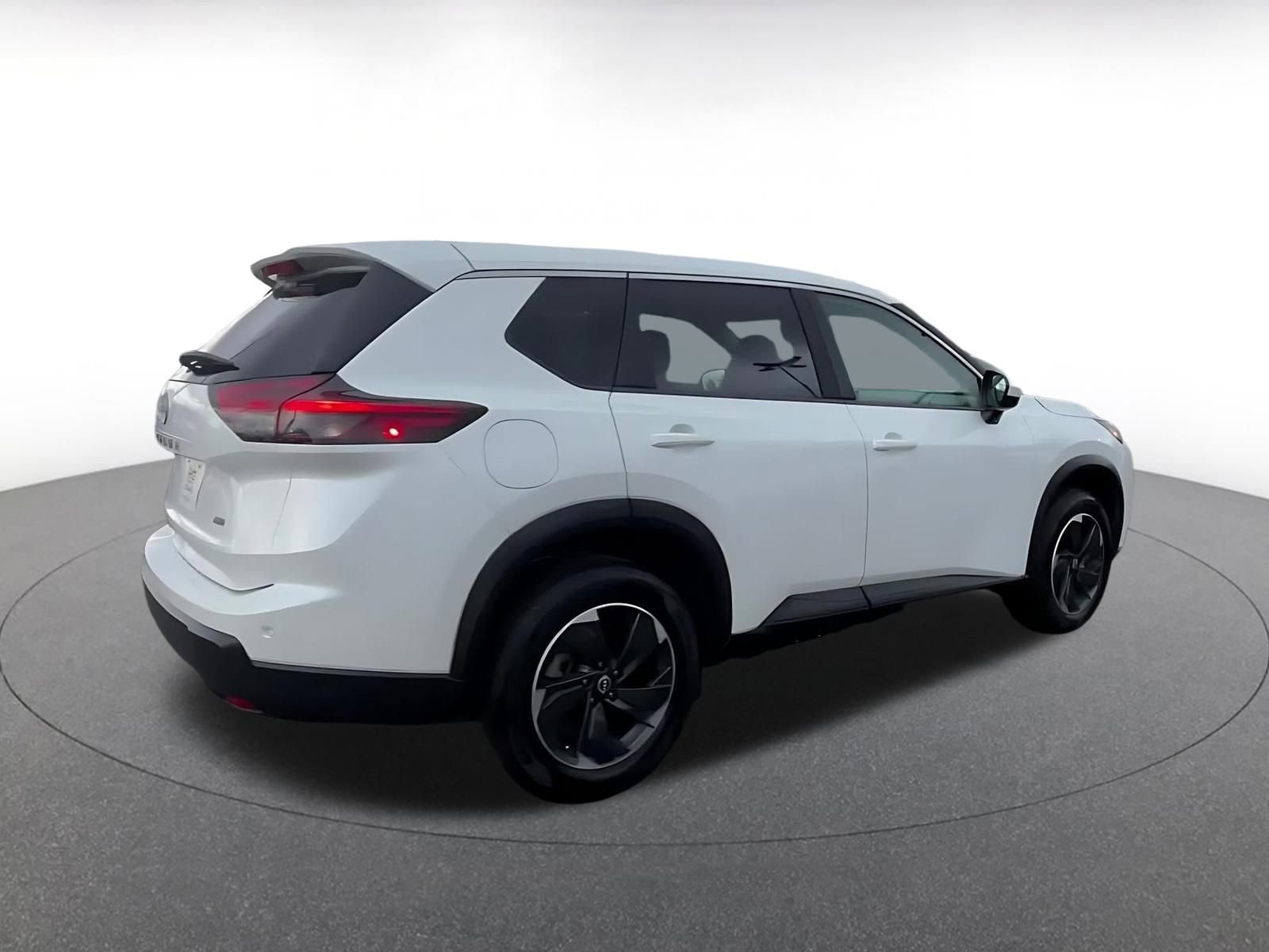 Thumbnail: 2025 Nissan Rogue - 14