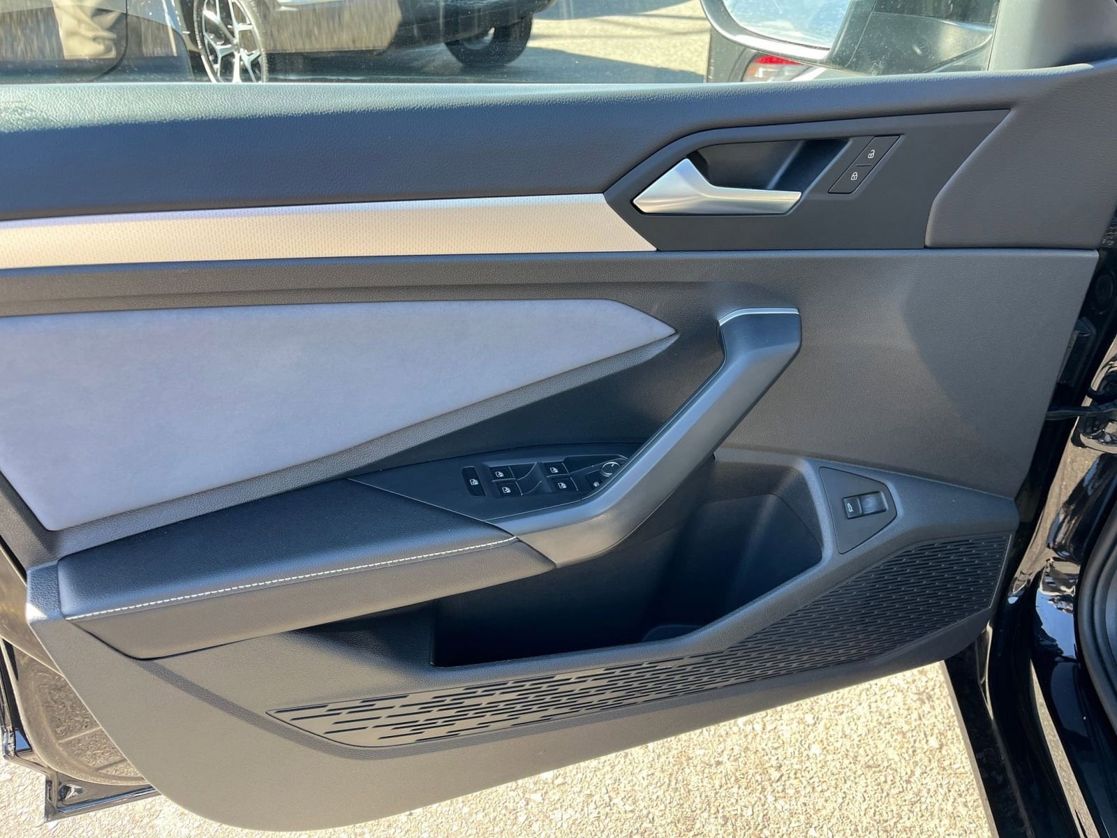 Thumbnail: 2025 Volkswagen Jetta - 20